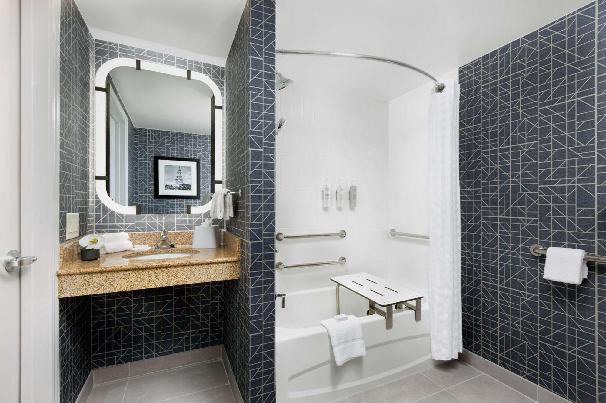 Homewood Suites By Hilton Portsmouth Buitenkant foto